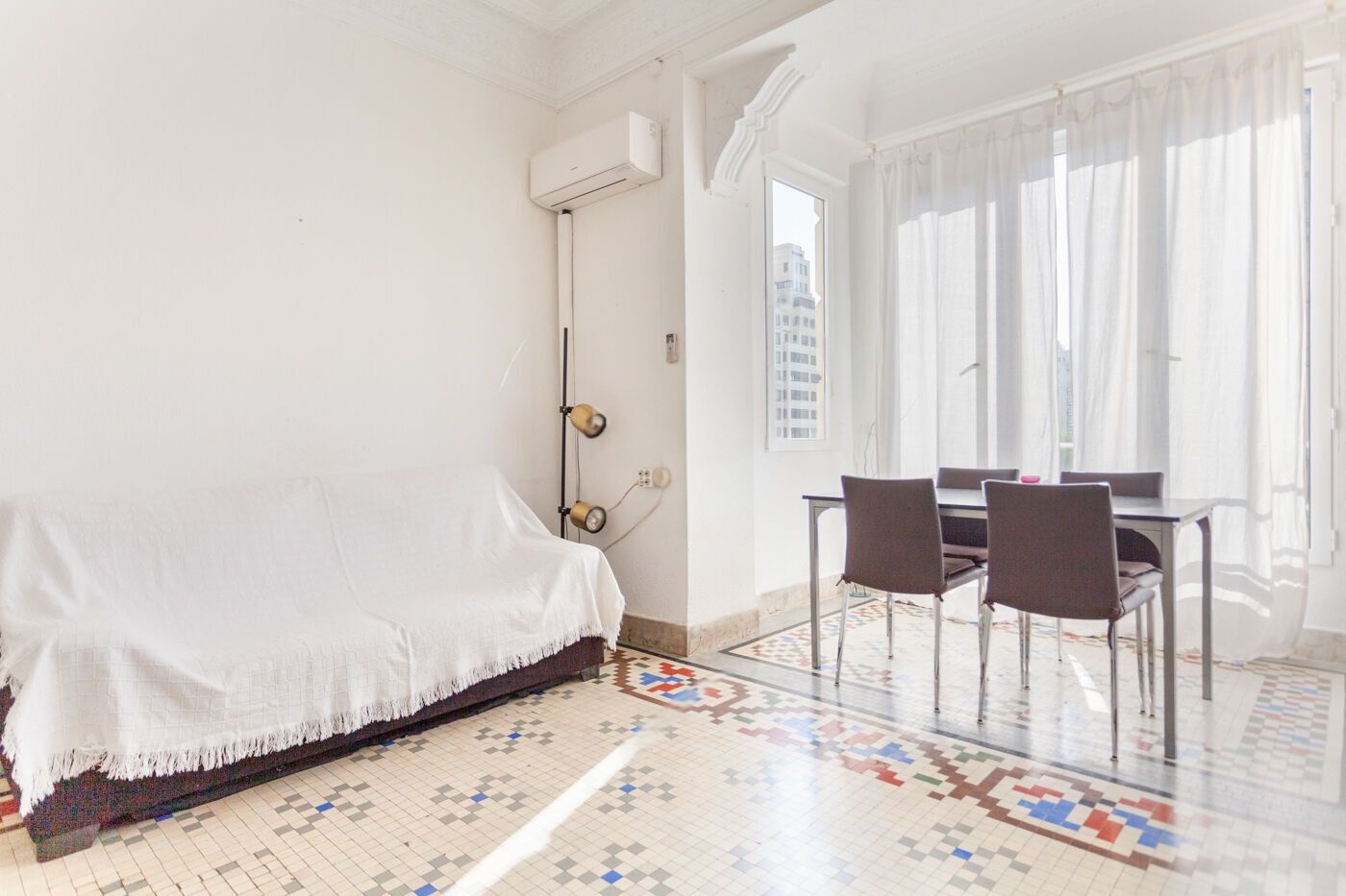 59894_1751885721224679