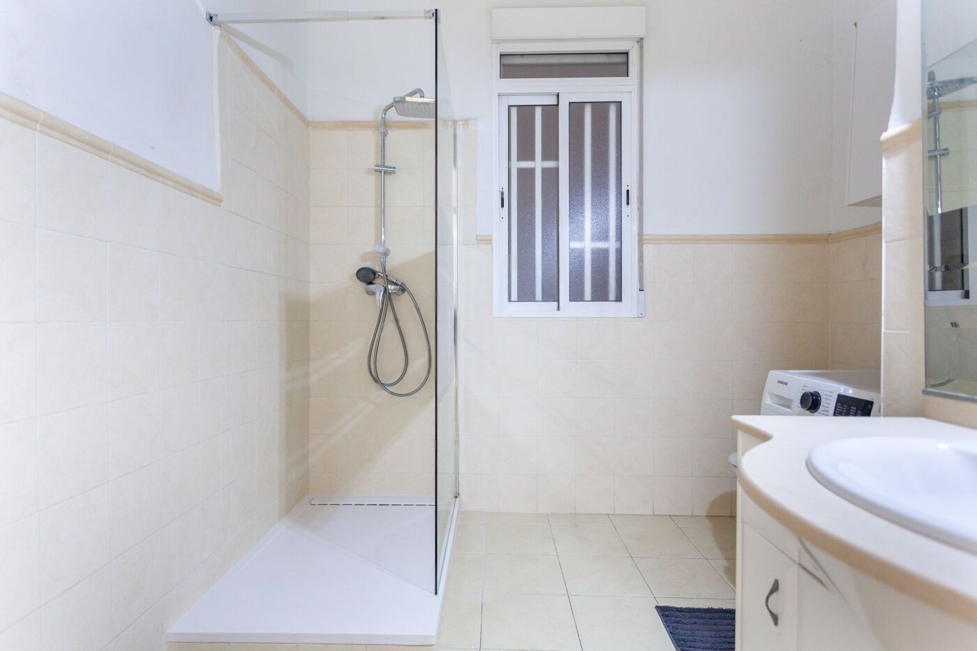 59894_1751885721881413