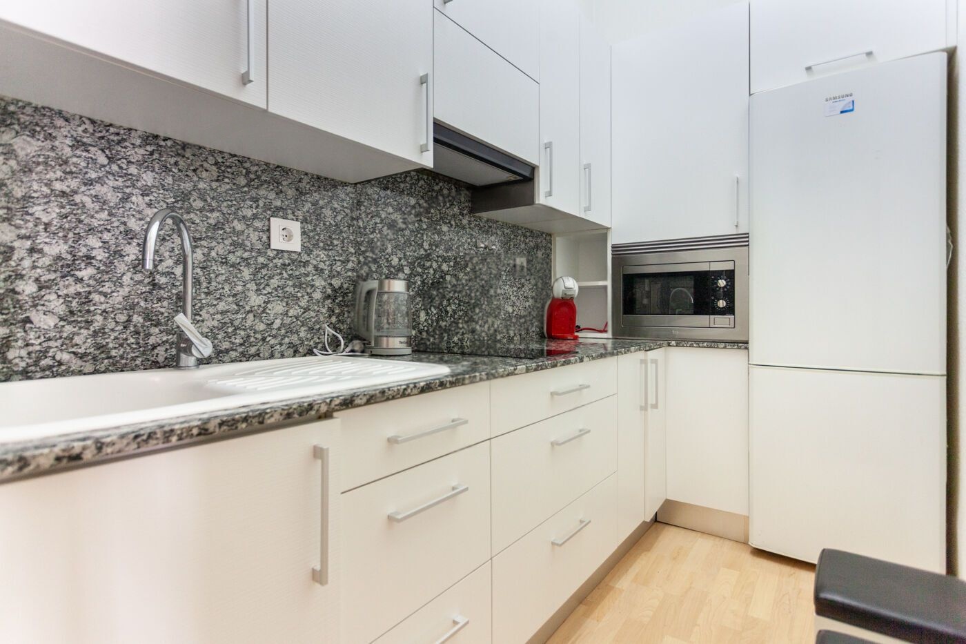 59894_17518857220516170