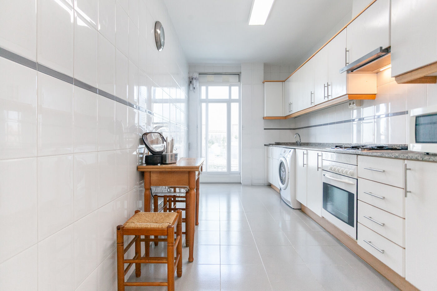 60457_17576763711703453